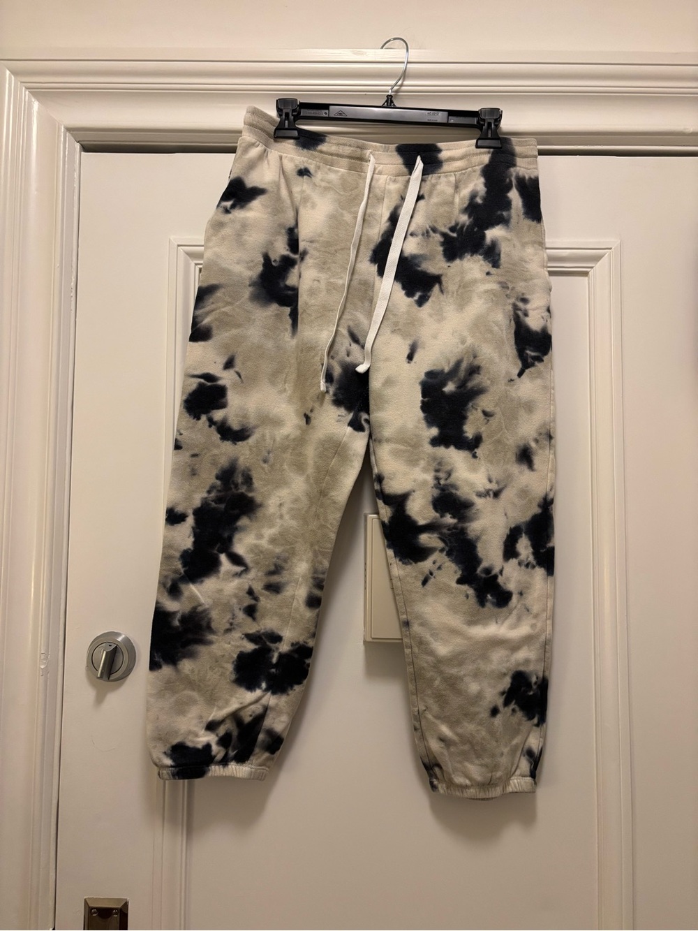 Tie-Dye Black and Cream Cropped Jogger Sweatpants
